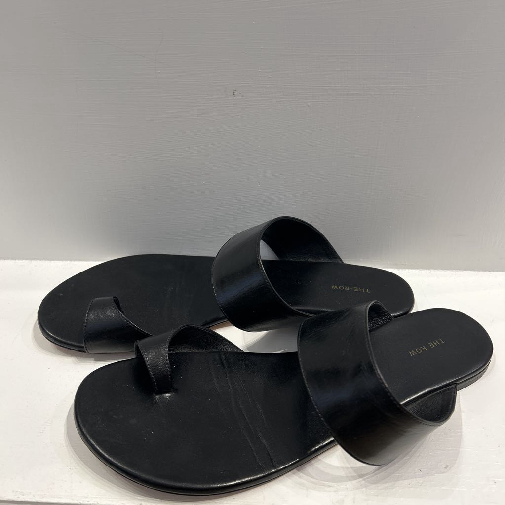 Black Leather Flat Sandal, 37.5