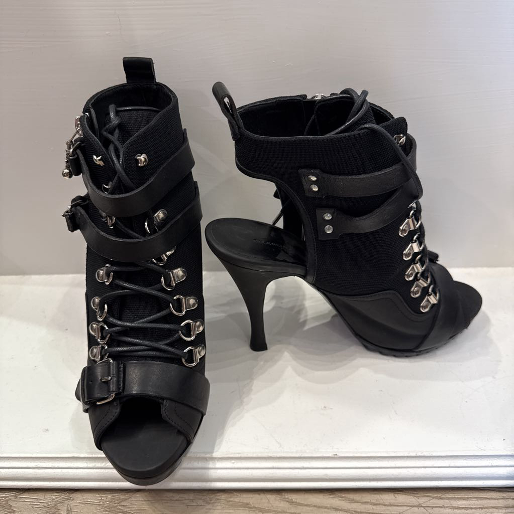 F/W 2007 Nylon-Leather Boot Heel
