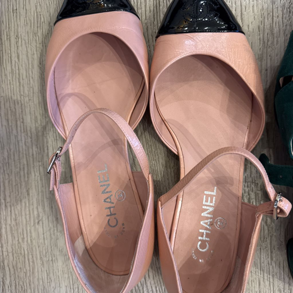 Pink Leather Black Cap CC MaryJanes, 39.5
