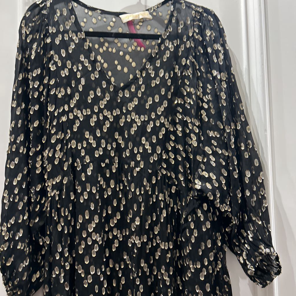 Natalie Martin Black Gold Dot V Neck 3/4 Sleeve