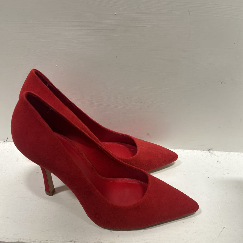Red Suede Pump, 7.5