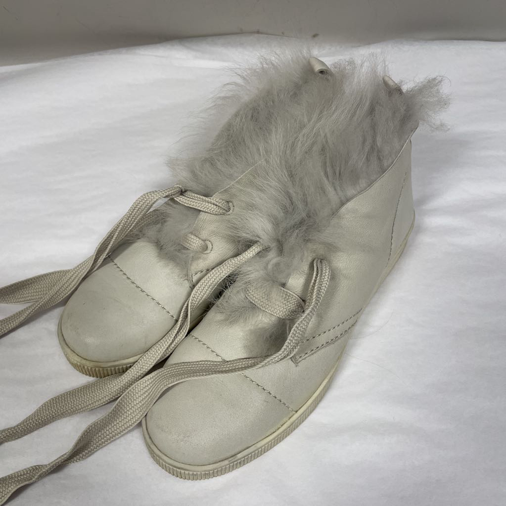 Grey Leather Fur Trim Sneakers