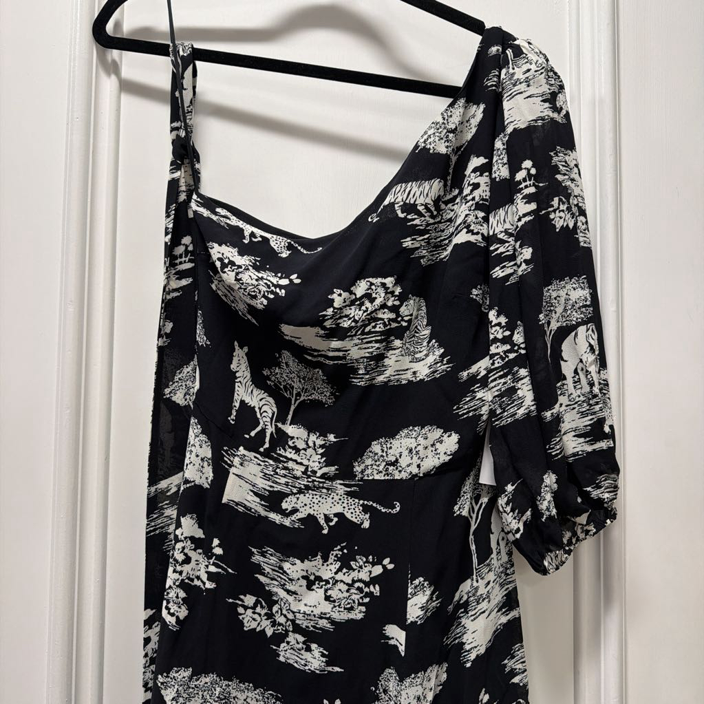 Black/White Safarai One Shoulder (NWT) Viscose