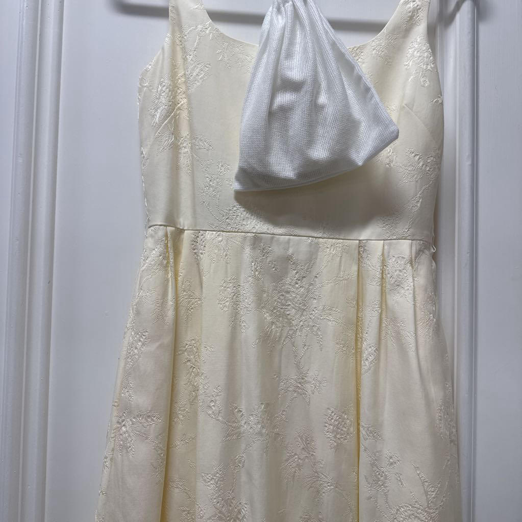 White Silk Embroidered Long Belted Dress (R:7300)
