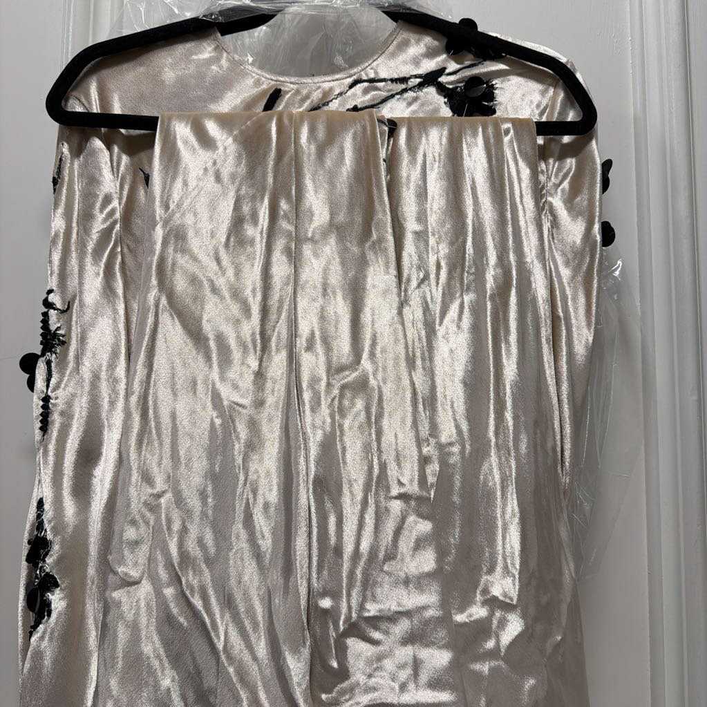 Cream Viscose Embroidered Maxi Dress (NWT 7000)