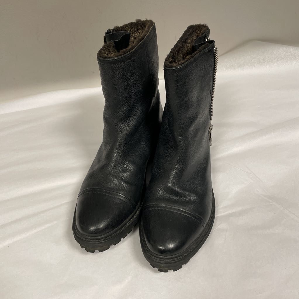 Black Shearling Ankle Boot, 9