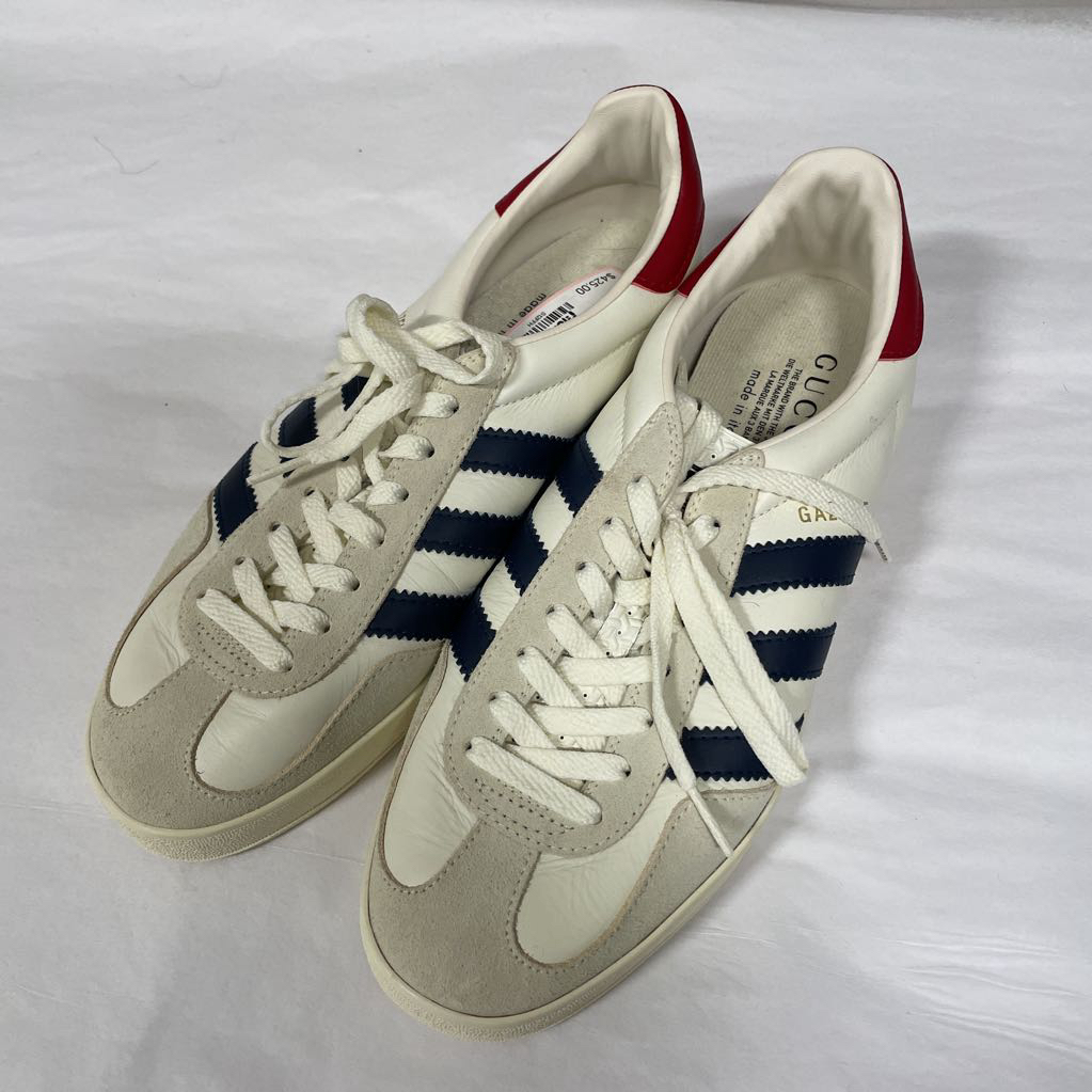 White/Blue/Red Gazelle Sneakers (NEW) (8.5)