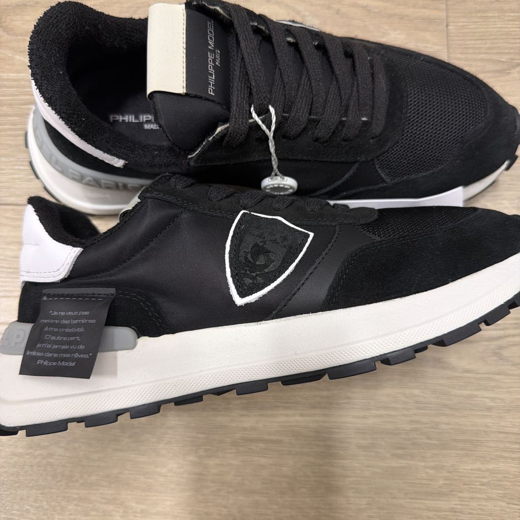 Black Suede Sneaker (NWT), 36