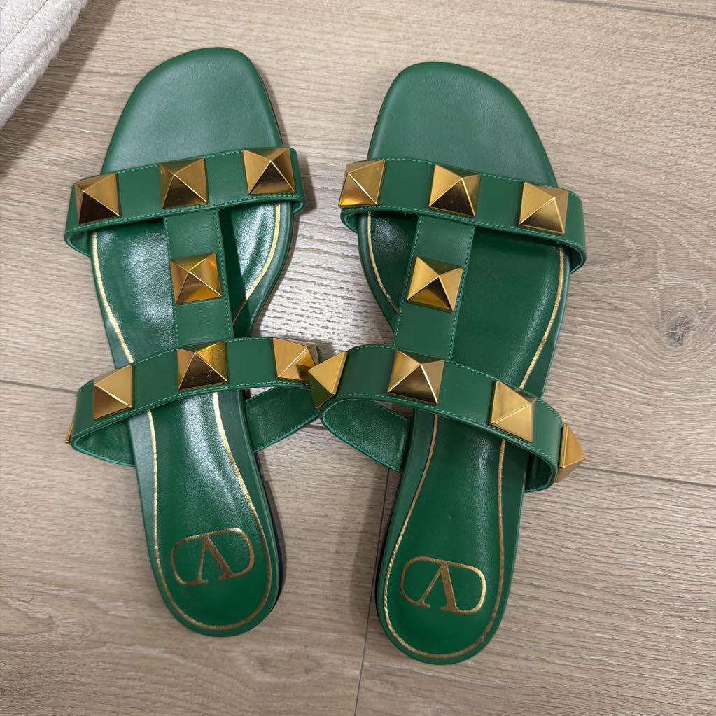 Green Leather Gold Rockstud Sandals (NEW) (36.5)