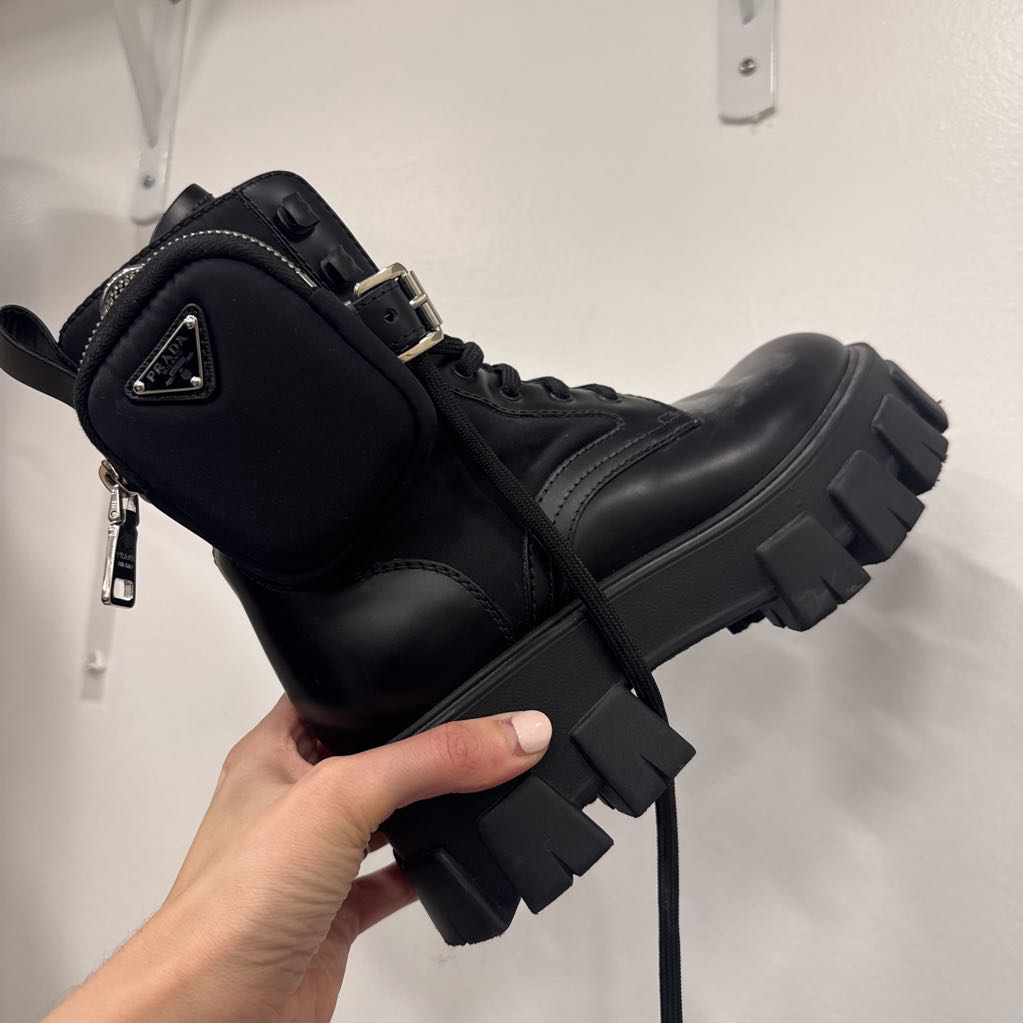Black Leather Lug Sole Boots w/ Pouch