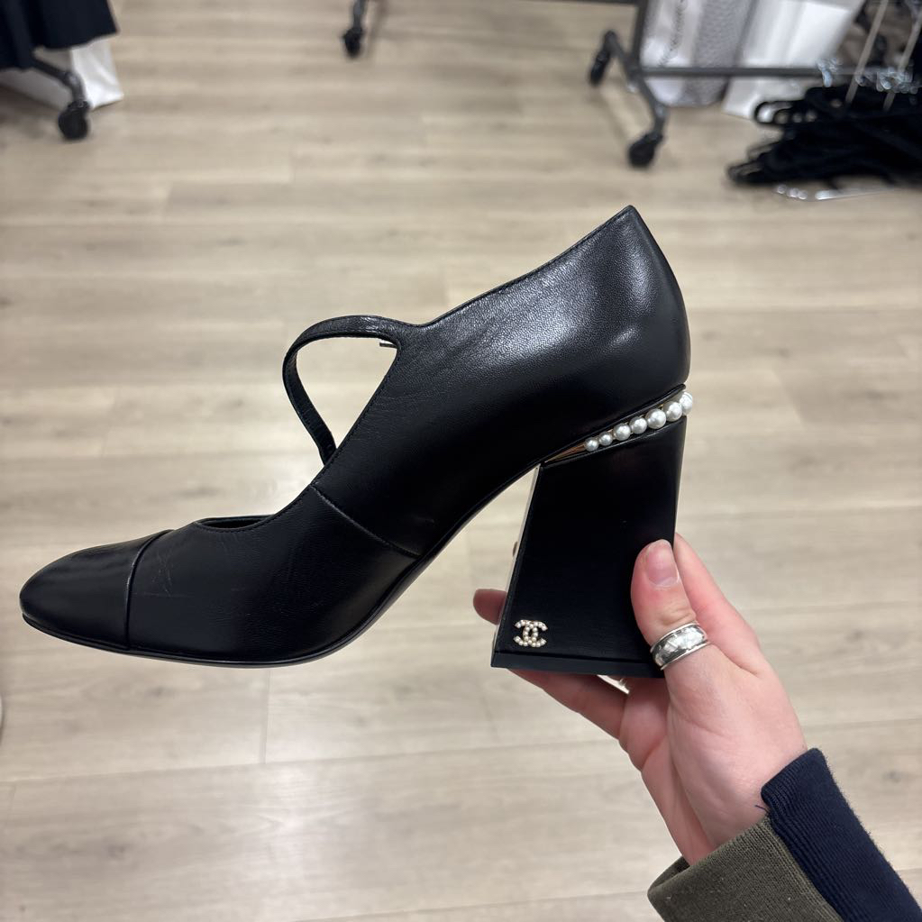 Black Leather Cap Toe Mary Jane Shoe