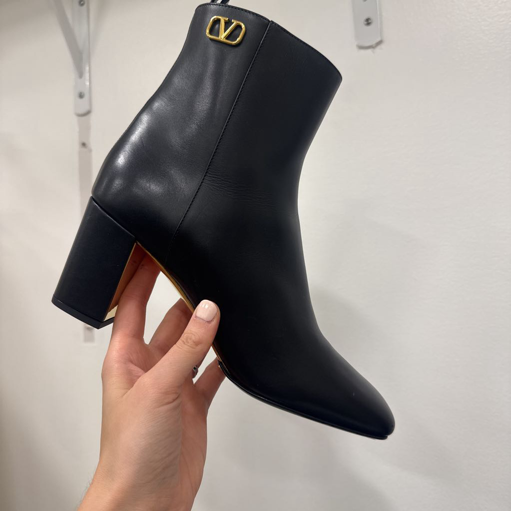 Black Leather Heeled Boots