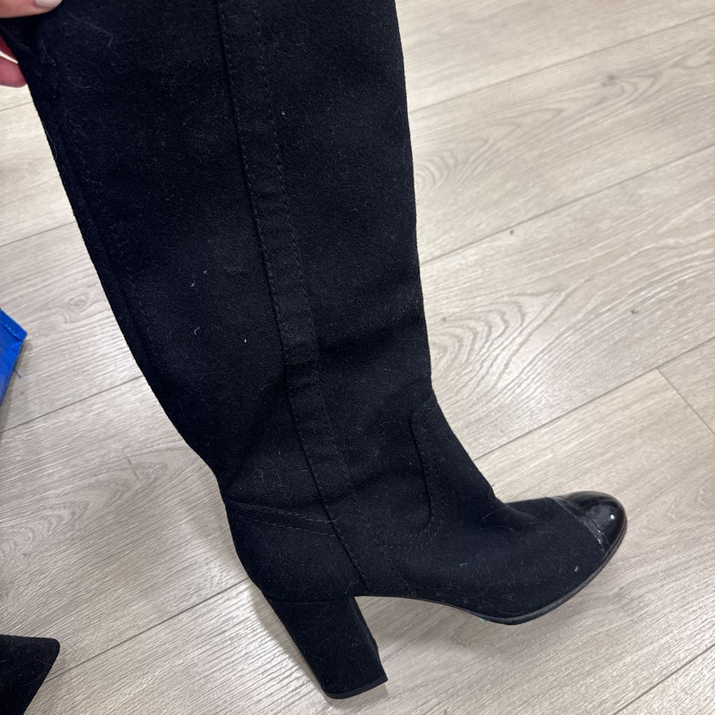 Black Felt Cap Toe Boots (as is wear)