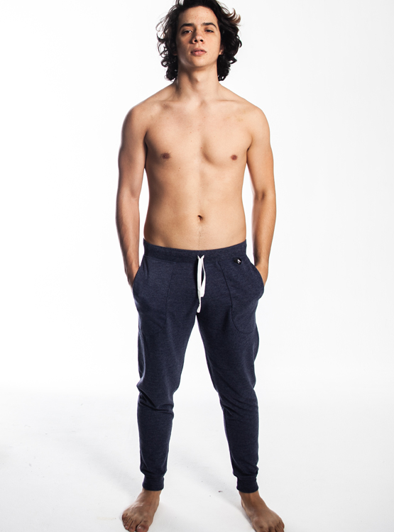 Jogger Buzo Over Size Lila Bebé – Brunella Horna