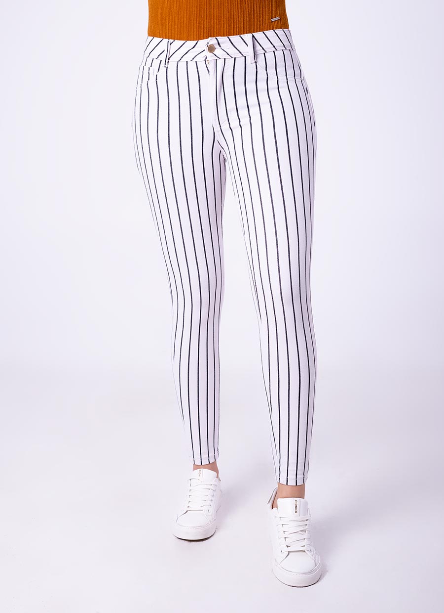 Pantalones negros con rayas blancas con volantes en el bajo de segunda mano  – it.closet