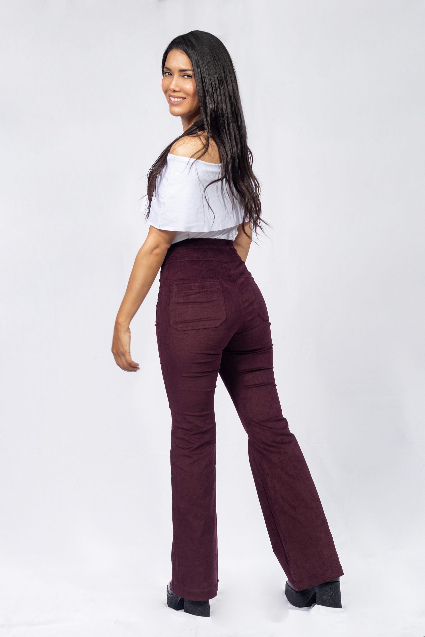 Ripley - JEANS MUJER LEVANTA COLA