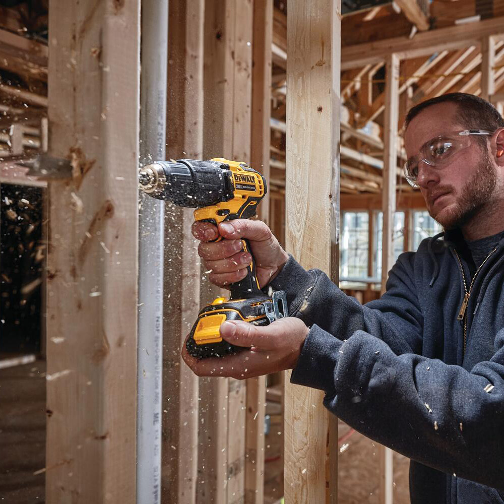 Ripley - DEWALT TALADRO PERCUTOR ATORNILLADOR 1/2' 20V 65NM BRUSHLESS  ATOMIC DCD709D2-B2