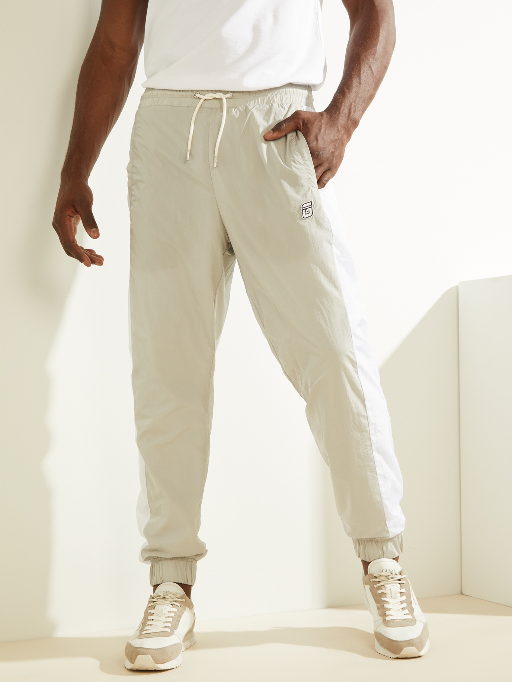 Cyber Days 2022 pantalones guess hombre | Ripley.cl