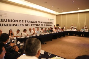 El hospital no fue atacado y los balazos fueron afuera, dice Astudillo