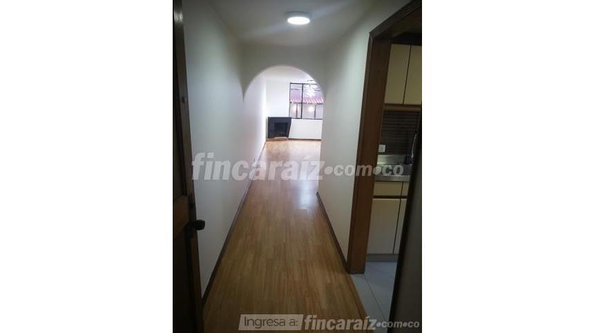 Piso – Bogotá, Santa Bárbara, Localidad Usaquén - Más
