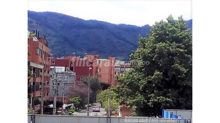 Piso – Bogotá, Santa Bárbara, Localidad Usaquén - Más