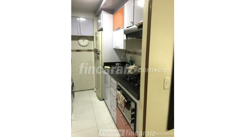 Piso – Bogotá, Localidad Kennedy - Más