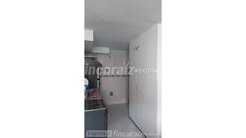 Piso – Bogotá, Localidad Kennedy - Más