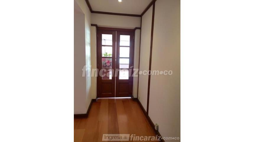 Piso – Bogotá, Chicó Lago