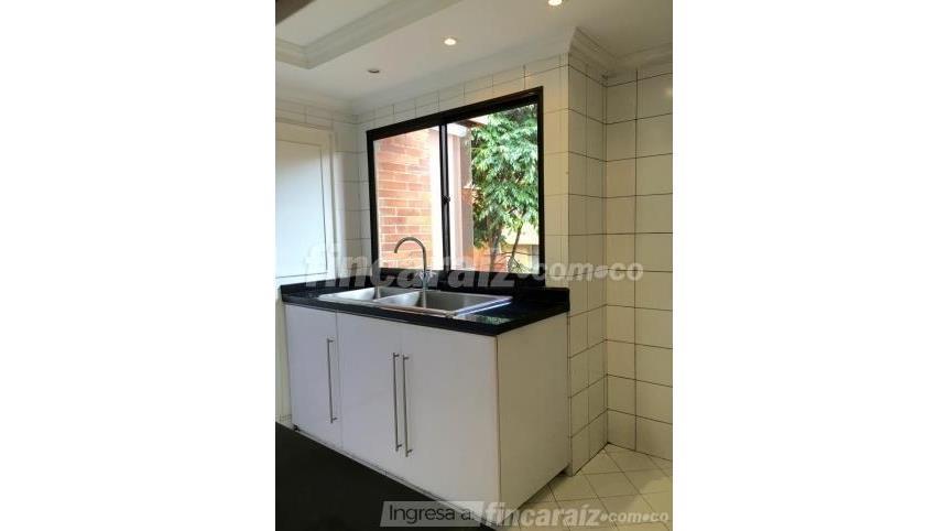 Piso – Bogotá, Chicó Lago - Vista 2