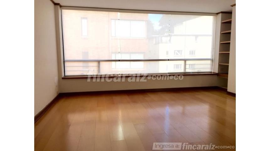 Piso – Bogotá, Chicó Lago - Más
