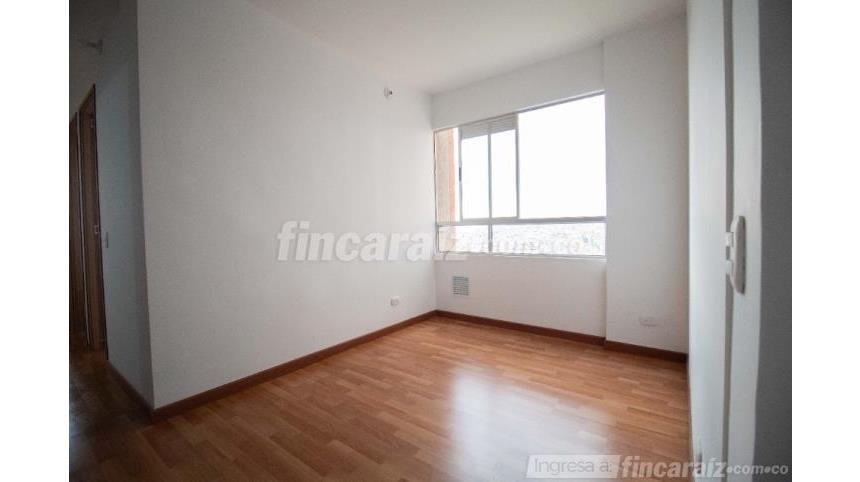 Piso – Bogotá, Localidad Rafael Uribe Uribe - Más