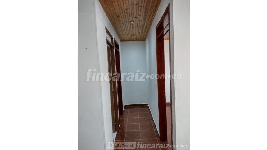 Piso – Bogotá, San Bernardino XIX, Localidad Bosa - Más