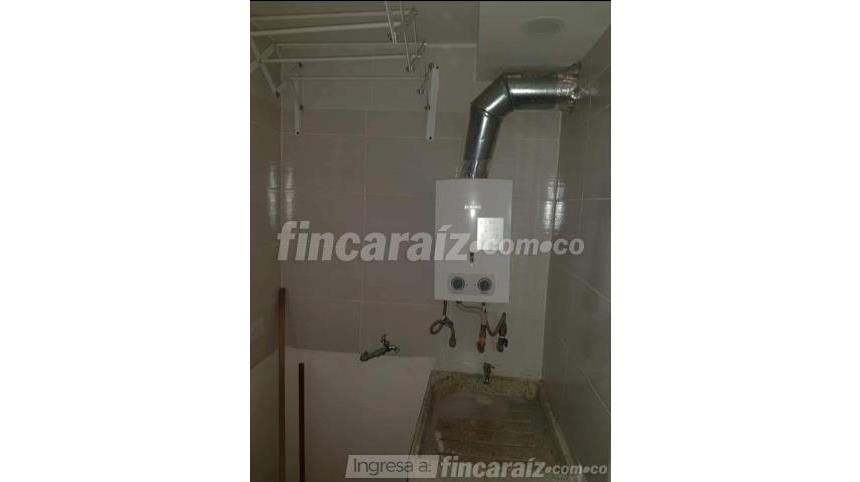 Piso – Bogotá, Tuna Baja, Localidad Suba - Más