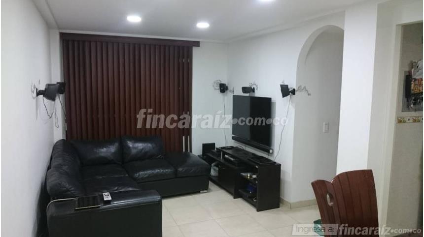 Piso – Bogotá, Localidad Kennedy - Más