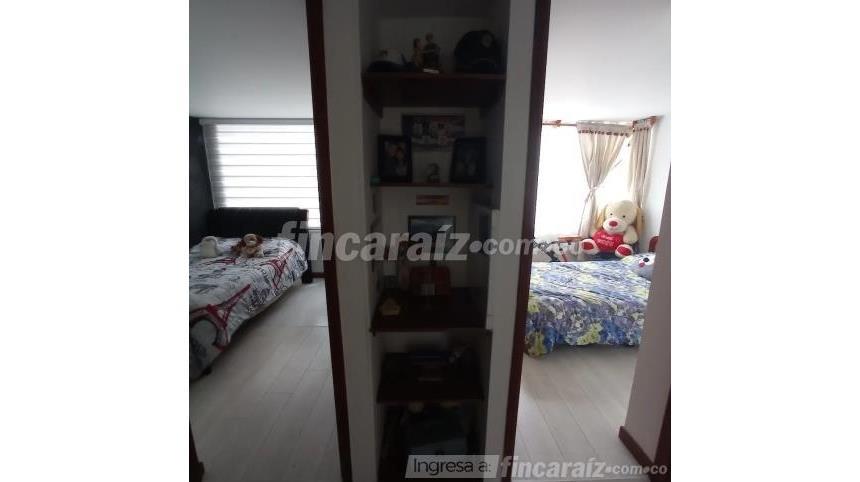 Piso – Bogotá, El Encanto, Localidad Engativá - Más