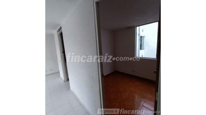 Piso – Bogotá, Localidad Engativá - Más