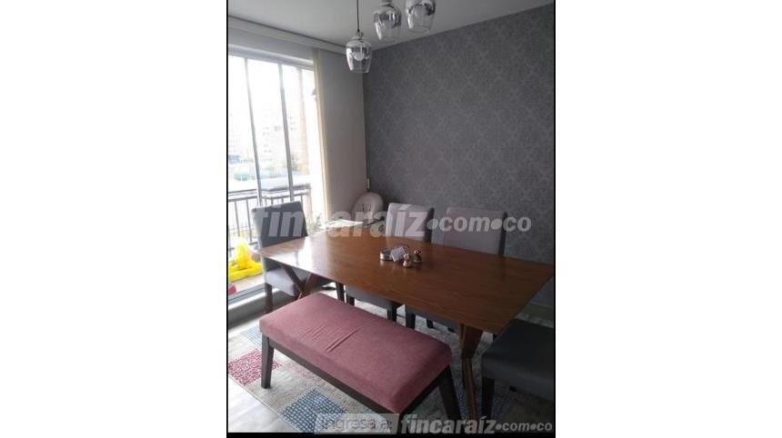 Piso – Bogotá, Localidad Engativá - Más
