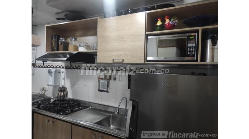 Piso – Bogotá, Santa Rosita, Localidad Engativá - Más