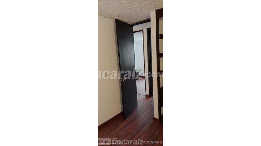 Piso – Bogotá, Localidad Kennedy - Más