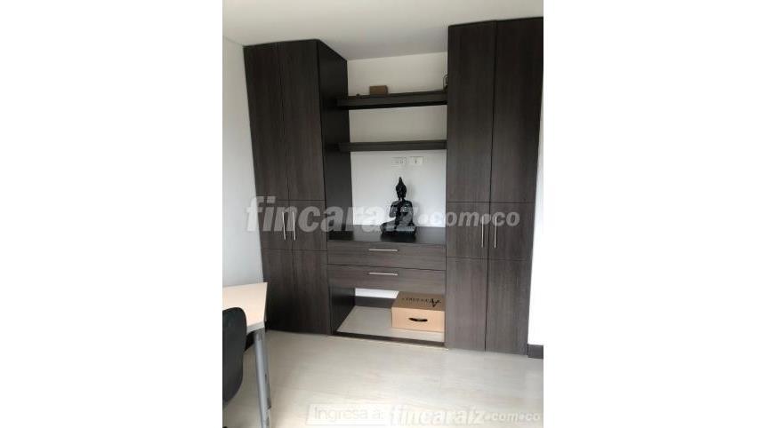 Piso – Bogotá, Localidad La Candelaria - Más