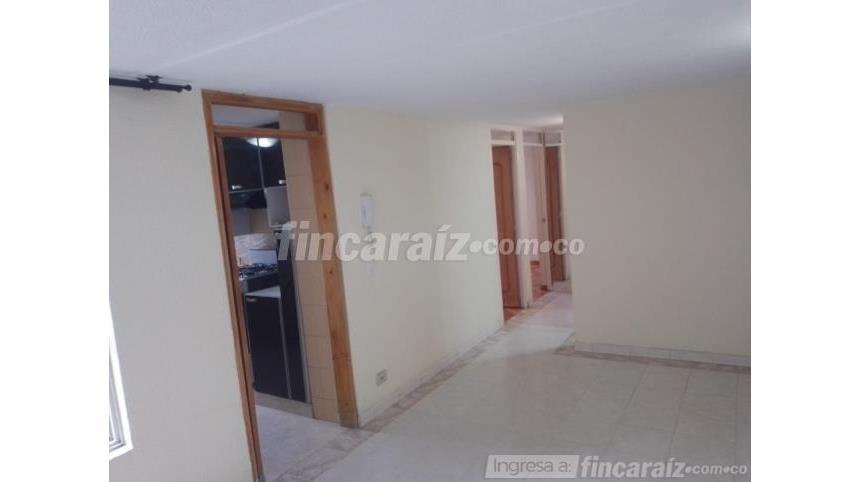 Piso – Bogotá, Bochica, Localidad Engativá - Vista 3