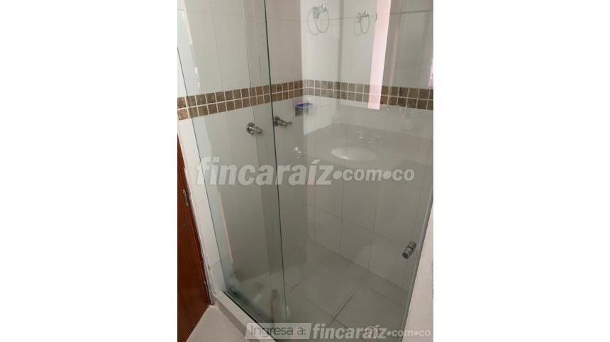 Piso – Bogotá, Castilla, Localidad Kennedy - Más