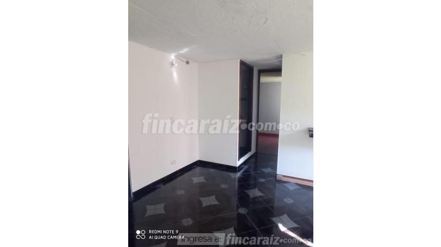 Piso – Bogotá, Localidad La Candelaria - Más