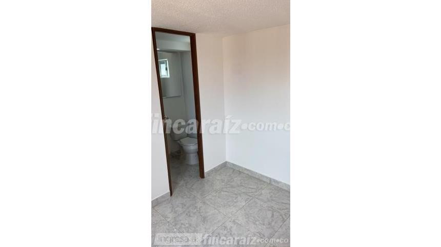 Piso – Bogotá, Puente Grande, Localidad Fontibón - Más