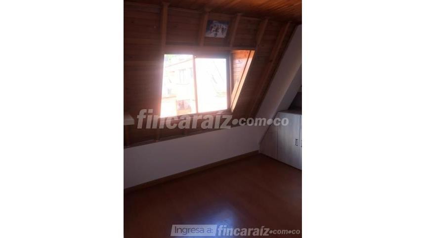 Piso – Bogotá, El Rincón, Localidad Suba - Más