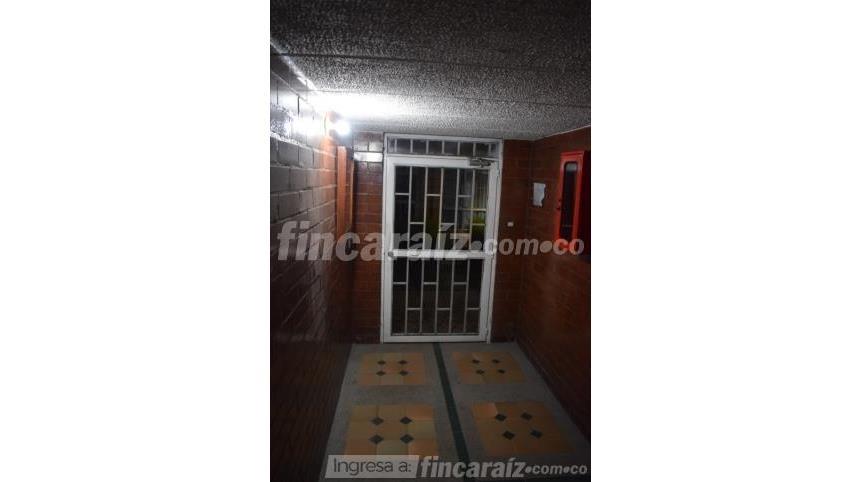 Piso – Bogotá, Localidad Bosa - Vista 2