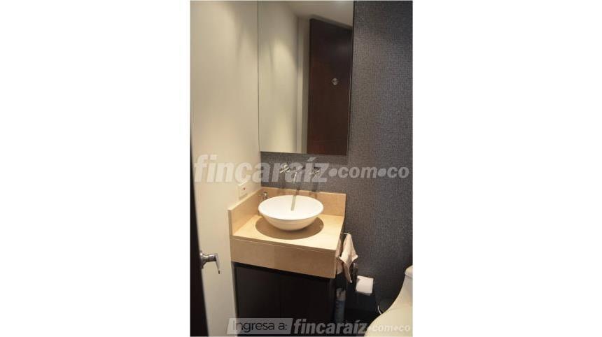 Piso – Bogotá, Santa Bárbara, Localidad Usaquén - Más