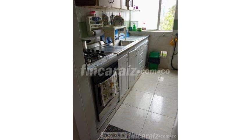 Piso – Engativá, Localidad Engativá - Más