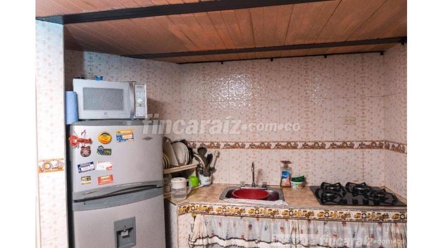 Piso – Bogotá, Visión de Colombia, Localidad Kennedy - Más