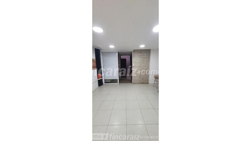 Local en Arriendo - Поглед 2